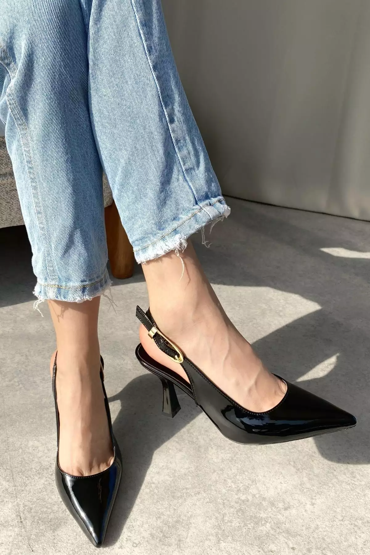 کفش پاشنه بلند زنانه - مشکی براق برند MODAADAM - 810078540