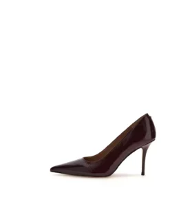 می‌توان این محصول را به عنوان "کفش پاشنه‌دار چرم قرمز زنانه پریندی" ترجمه کرد. برند Guess - 994064641