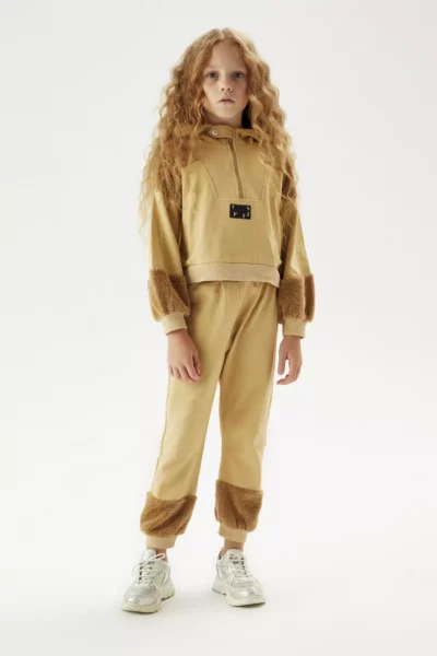 بلوز اسپور زنانه بچه‌گانه به رنگ بژ برند Tyess - 782071944