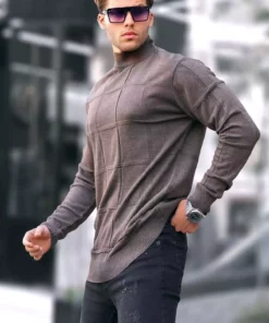 کالا فقرا به رنگ قهوه‌ای، با یقه ماهی‌گیر و بافت است. شماره مدل: 5784 برند Madmext - 774243573