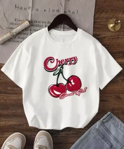 تیشرت کودک طراحی چری - تیشرت سفید با چاپ، آستین کوتاه، سایز بزرگ و یقه گرد مناسب فصل تابستان برند Cool Art - 925224712