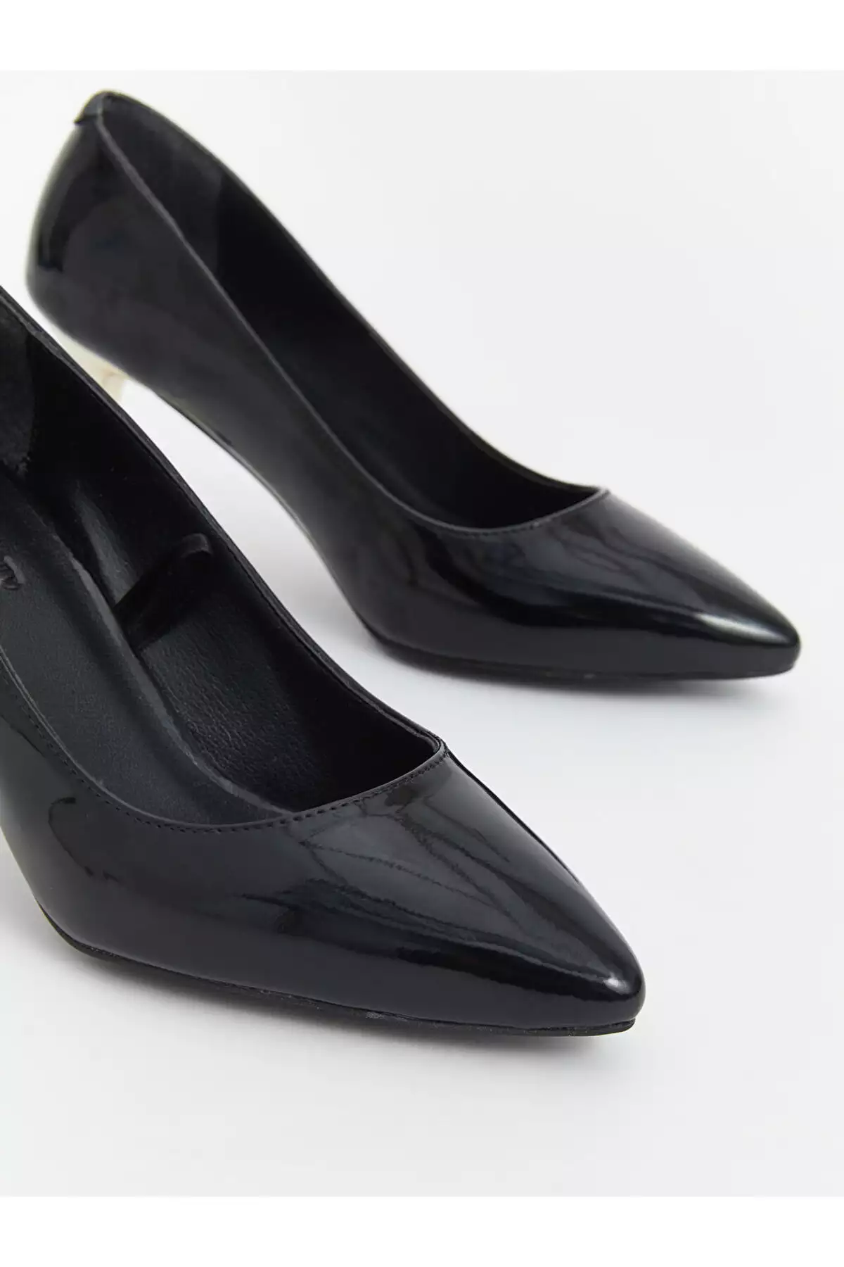 کوئر کفش پاشنهبلند زنانه بهظاهر چرم برند LC Waikiki - 880818226