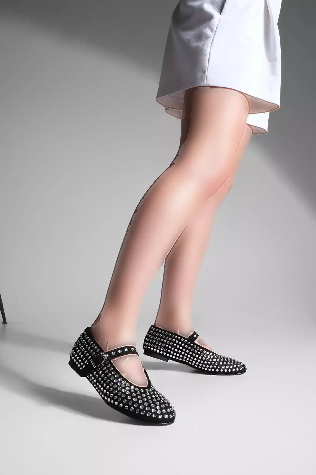 کفش ماری جین زنانه با نوار و تزئینات سنگی مدل توویلا - رنگ مشکی برند Marjin - 807166075