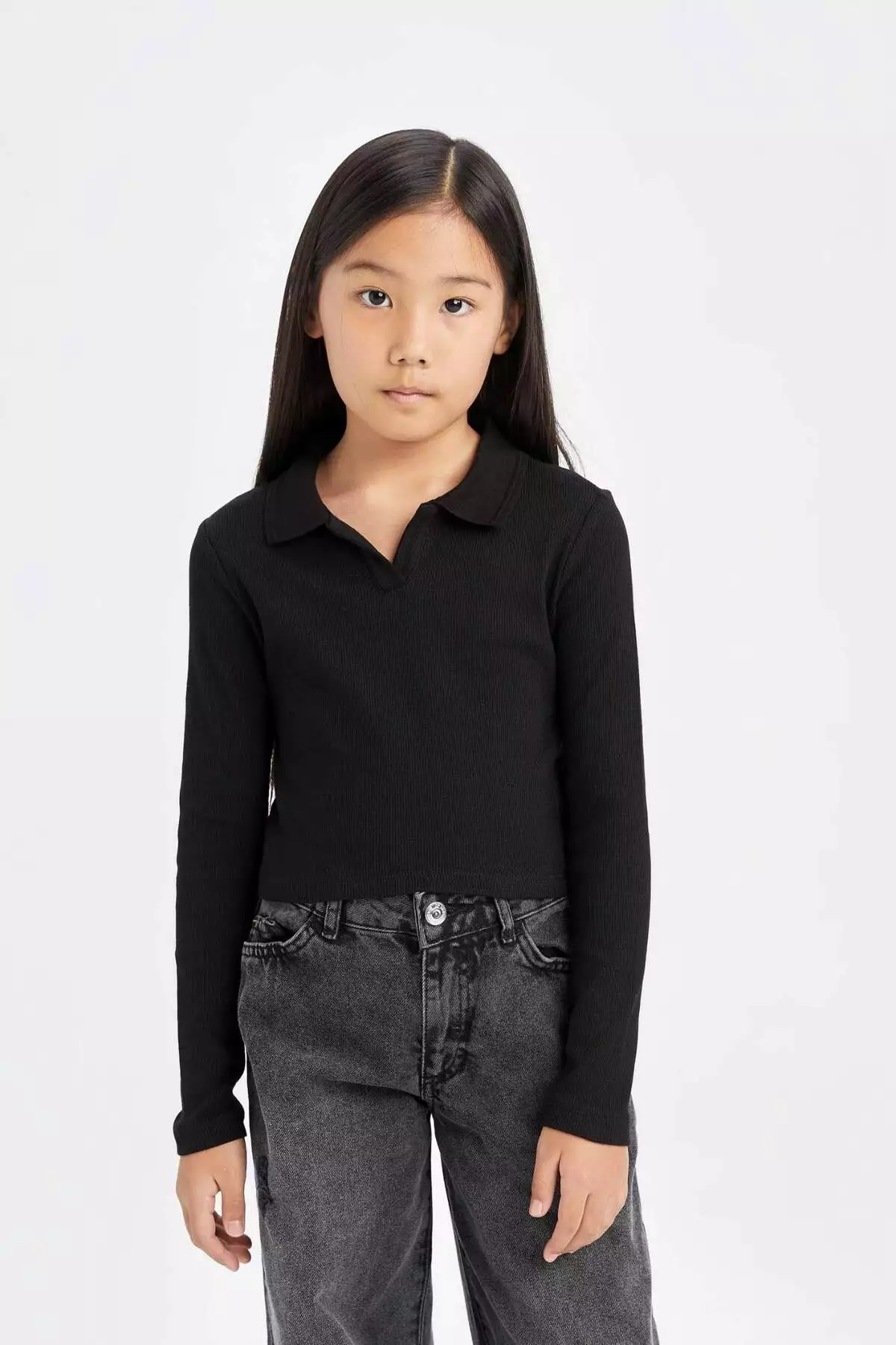 تیشرت دخترانه با یقه پولو و فیت کروپ، ساده و بافت دار، آستین بلند برند Defacto - 861278008