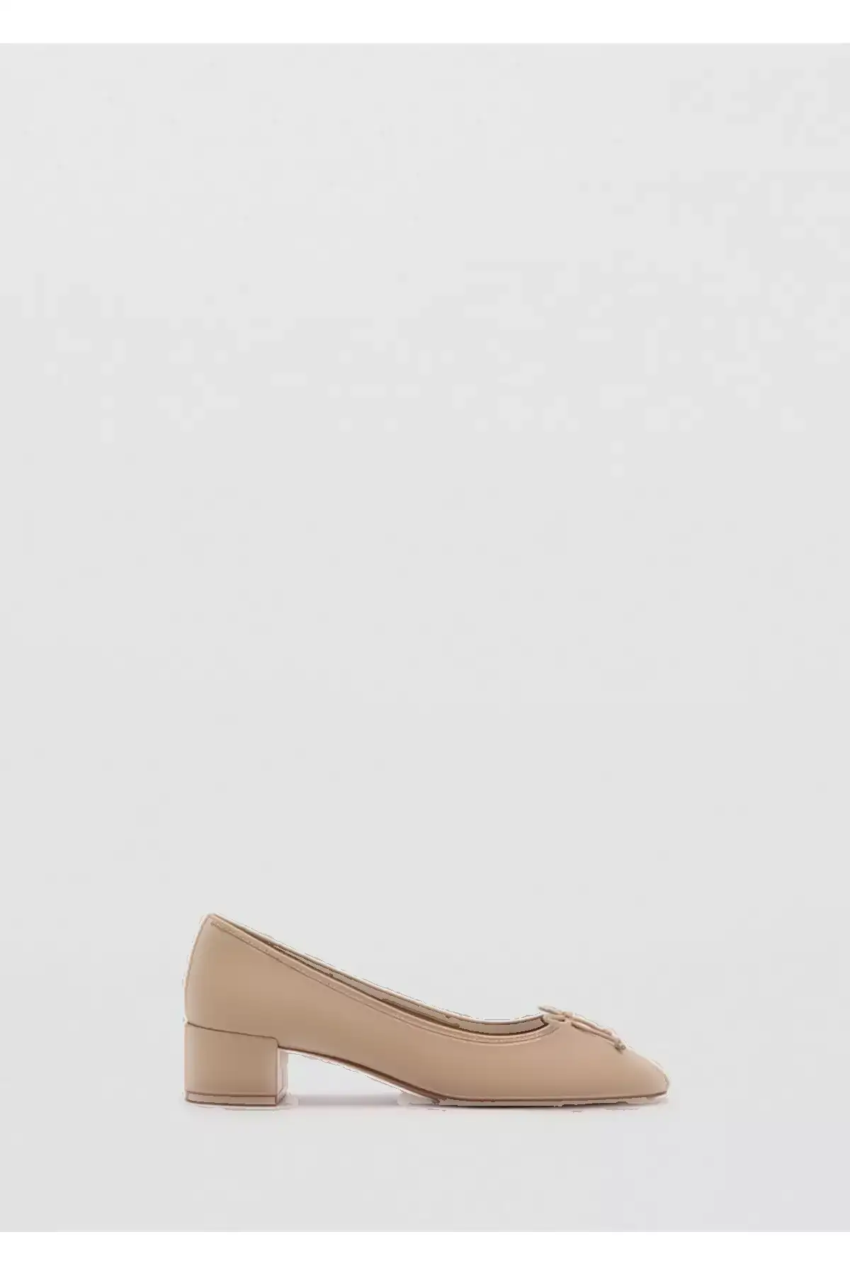 بافت چرمی با جزئیات کامل و کفش پاشنهدار تخت برند MANGO - 898627895