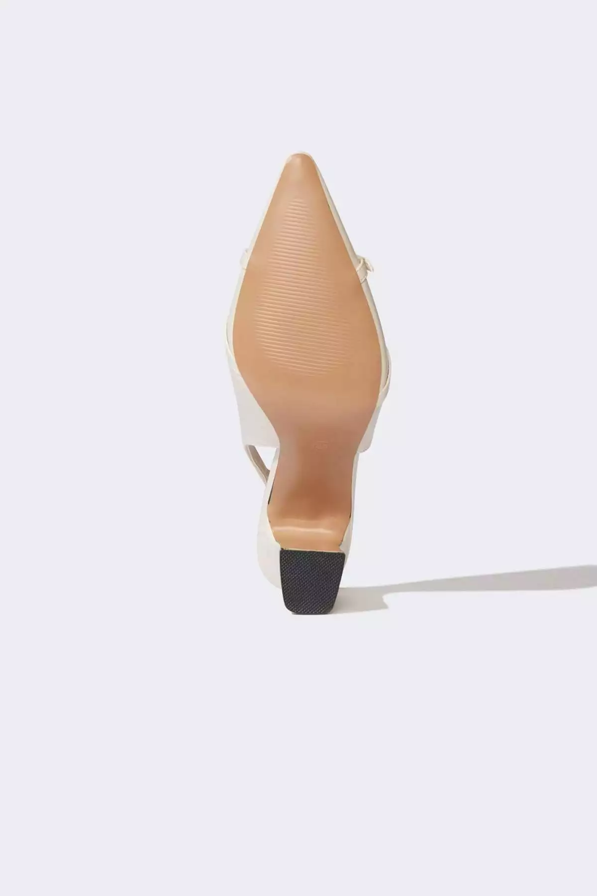 پوتین پاشنهدار مصنوعی زنانه با کفه بلند مدل E2518AX25SM برند Defacto - 922279674