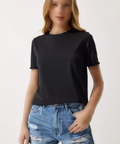 تی‌شرت پایه بافت زنانه بسته ۲ عددی یقه گرد مشکی و سفید UB00238 برند Happiness İstanbul - 803587292