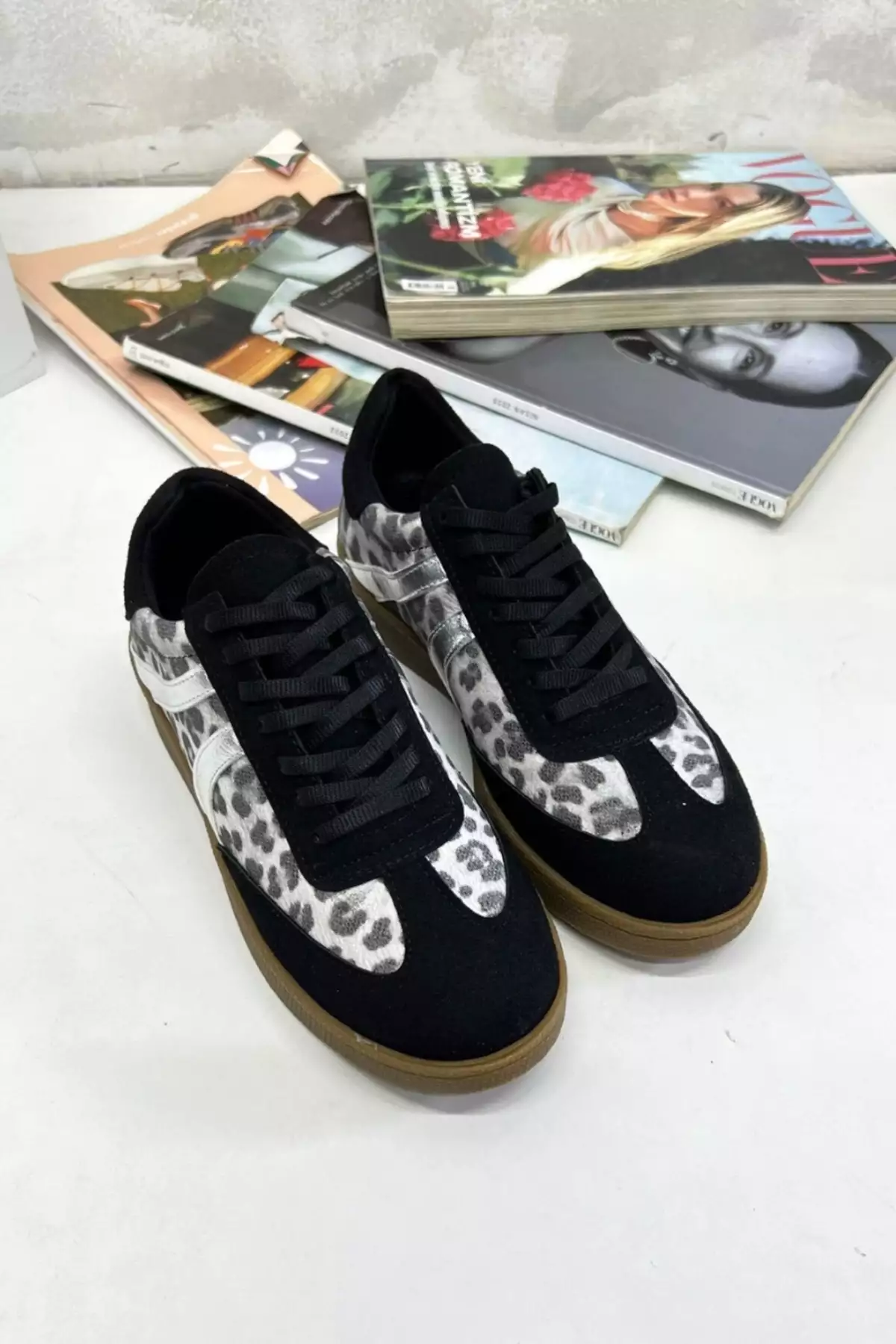 کفش ورزشی زنانه زبرا مشکی DS066 برند inizio - 862113595