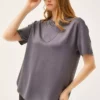 تی‌شرت oval با پارچه نرم مدل زنانه رنگ خاکستری تیره TSH-19000771 برند Olalook - 802042322
