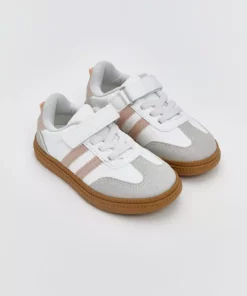 کفش ورزشی دخترانه با بند و چسب LCW STEPS (S5) برند LC Waikiki - 901101287