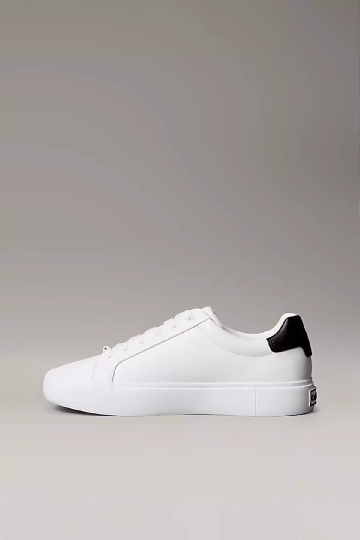 اسنیکر زنانه بنددار - سفید برند Calvin Klein - 988948565