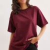 تی‌شرت اورسایز یکنواخت زنانه با طرح چاپی جلو و پشت به رنگ Bordeaux (بوردو) دو نخ TSH-19000696 برند Olalook - 892543532