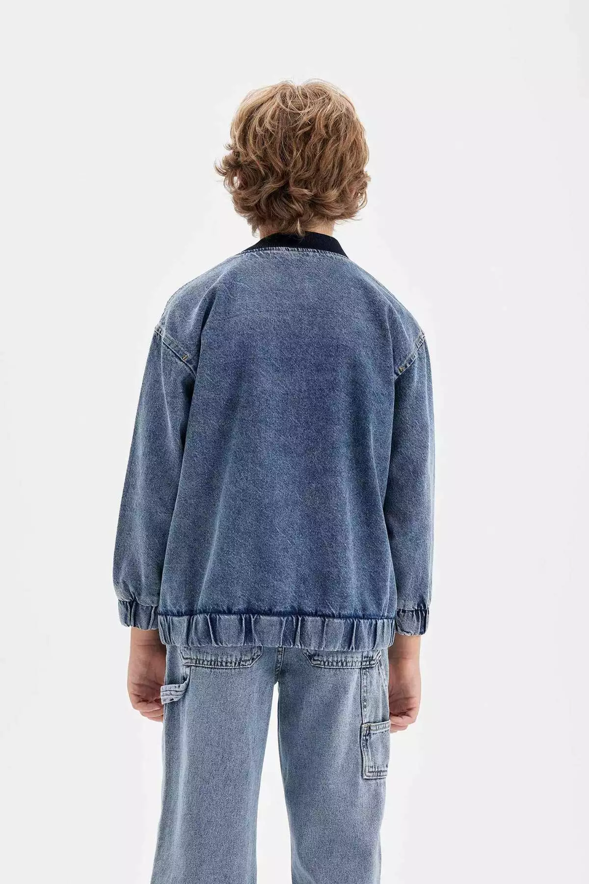 کاپشن جین بمبری با یقه کالج و زیپ، مناسب فصل، با جیب و طرح چاپی برای پسران کودک برند Defacto - 848422323