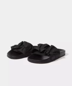 صندل زنانه تخت از جنس چرم مصنوعی برند Defacto - 316150687