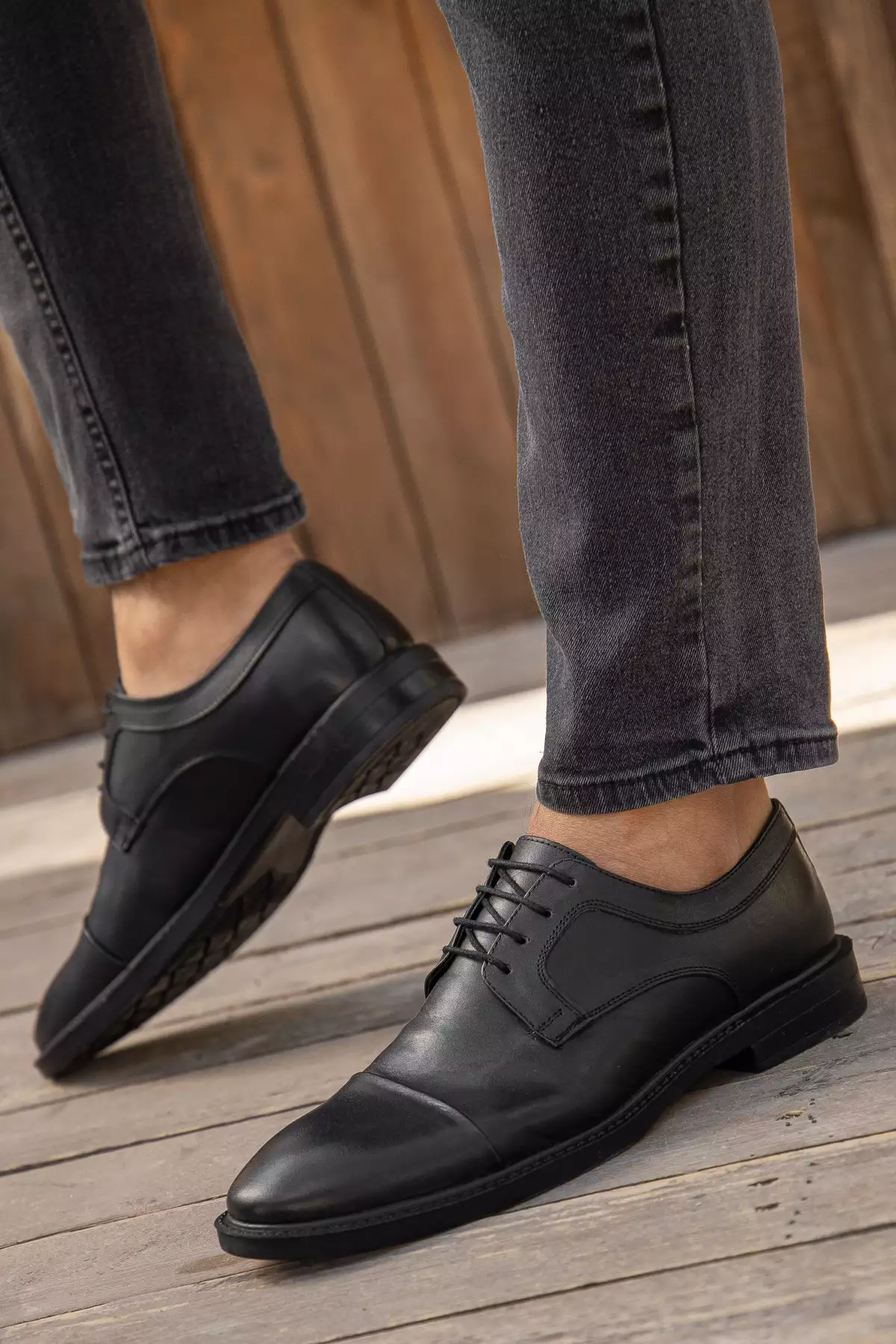 کفش کلاسیک مردانه روزمره از جنس چرم طبیعی ارگونومیک برند Daxtors - 868531881