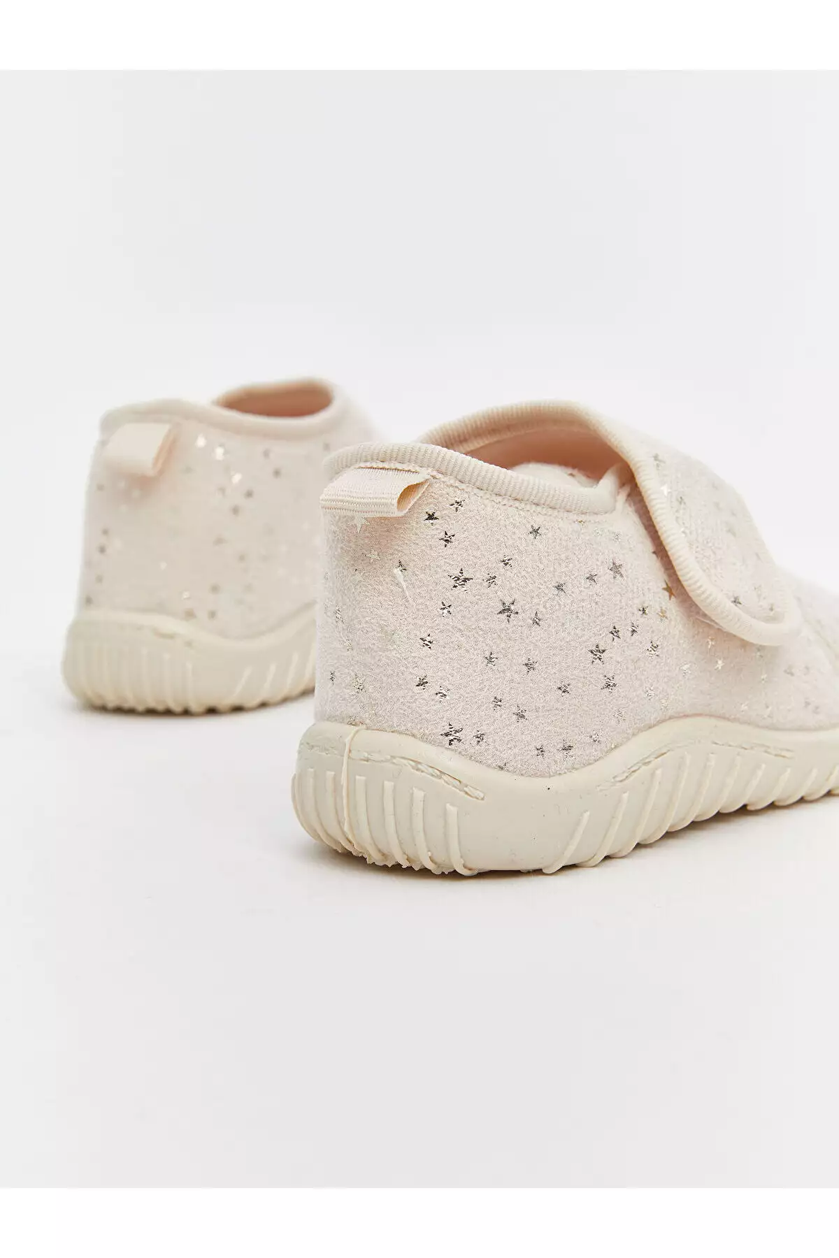 پاپوش کودک دخترانه با بند چسبی LCW STEPS (W5) برند LC Waikiki - 964511619