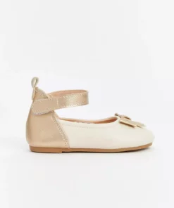 پاپوش دخترانه با شکل فانتزی پاپیونی (S5) برند LC Waikiki - 903596491