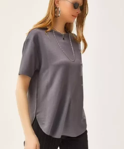 تی‌شرت oval با پارچه نرم مدل زنانه رنگ خاکستری تیره TSH-19000771 برند Olalook - 802042322