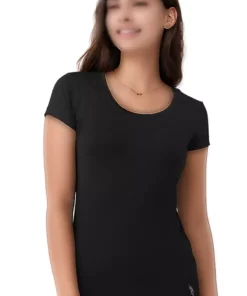 تی‌شرت مشکی کوتاه آستین زنانه با طرح ساده و یقه عمیق از جنس پنبه و لیکرا برند U.S. Polo Assn. - 769370347