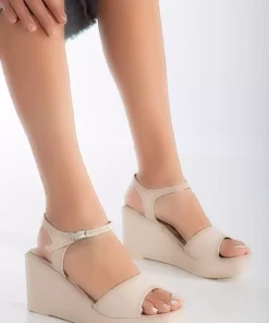 کفش زنانه با کفی عاجدار برند LİLLA - 754218622