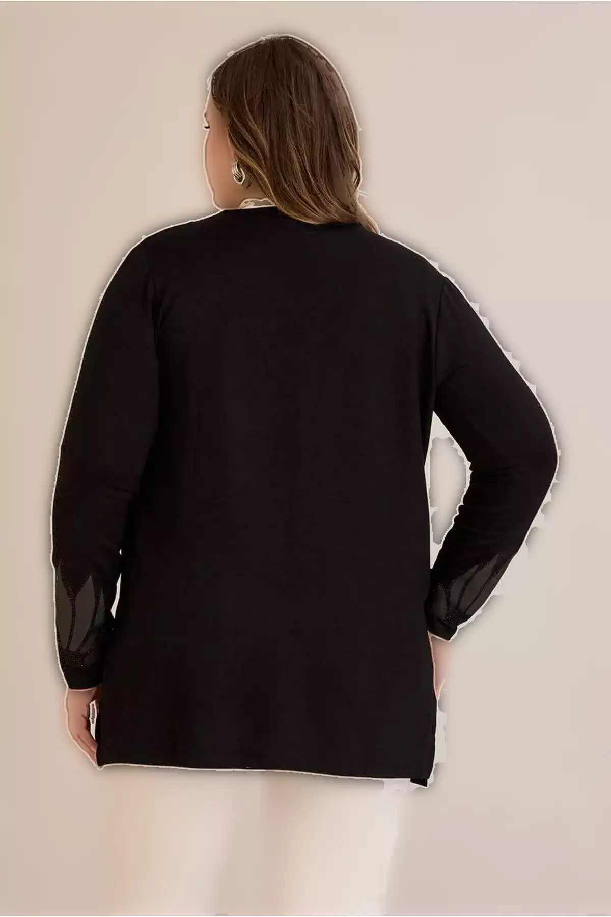 کاردی در ظاهر چرم با طرح لوتوس و جزئیات نوار، یقه بدون دکمه، یقه در جلو و یقه بلند با یقه کشی. برند FOR ESRA BIG TREND - 994500385