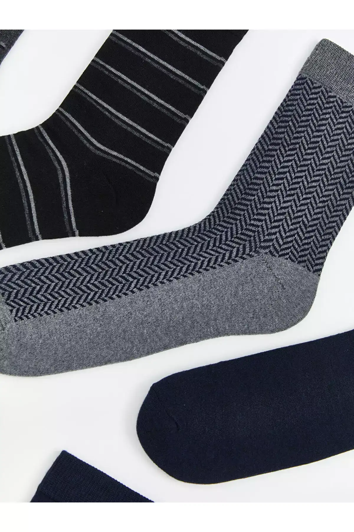 انتخابهای درخشان از فروشگاه شاینینگ | ست ۷ عددی جوراب مچ دار مردانه طرحدار برند LC Waikiki - 1046172834