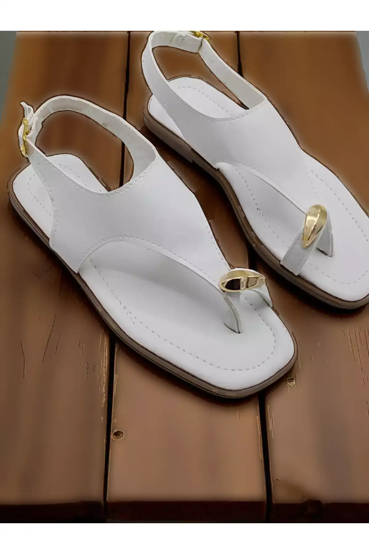 سندل روزمره با جزئیات حلقه طلایی زنانه ماریya در رنگهای سفید و سیاه برند StWenn - 960383881