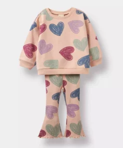 ست دو تکه دخترانه با طرح قلب شامل سویشرت و شلوار گشاد برند Defacto - 978605713