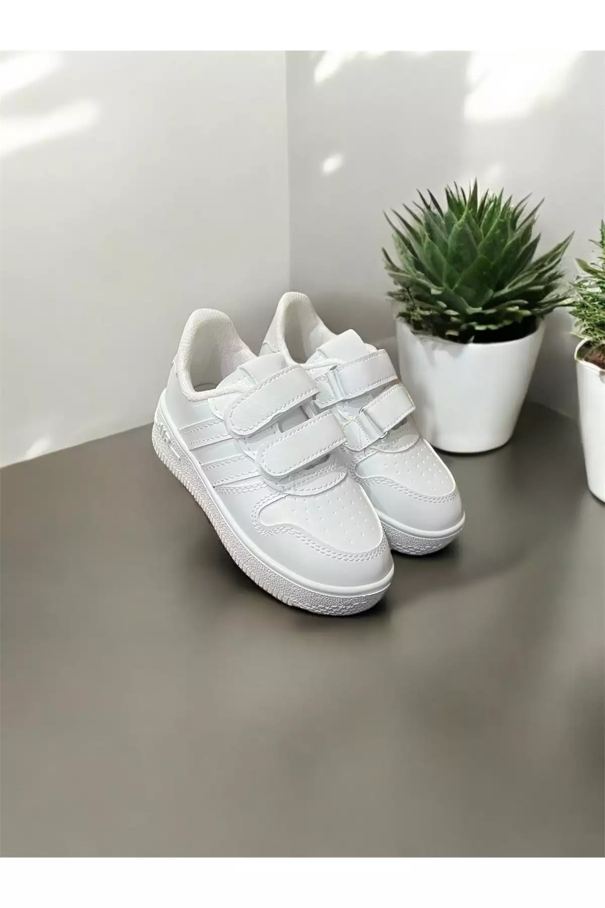 کفش اسپرت سفید چسبی یونیسکس راحت برند Miracan - 894132724