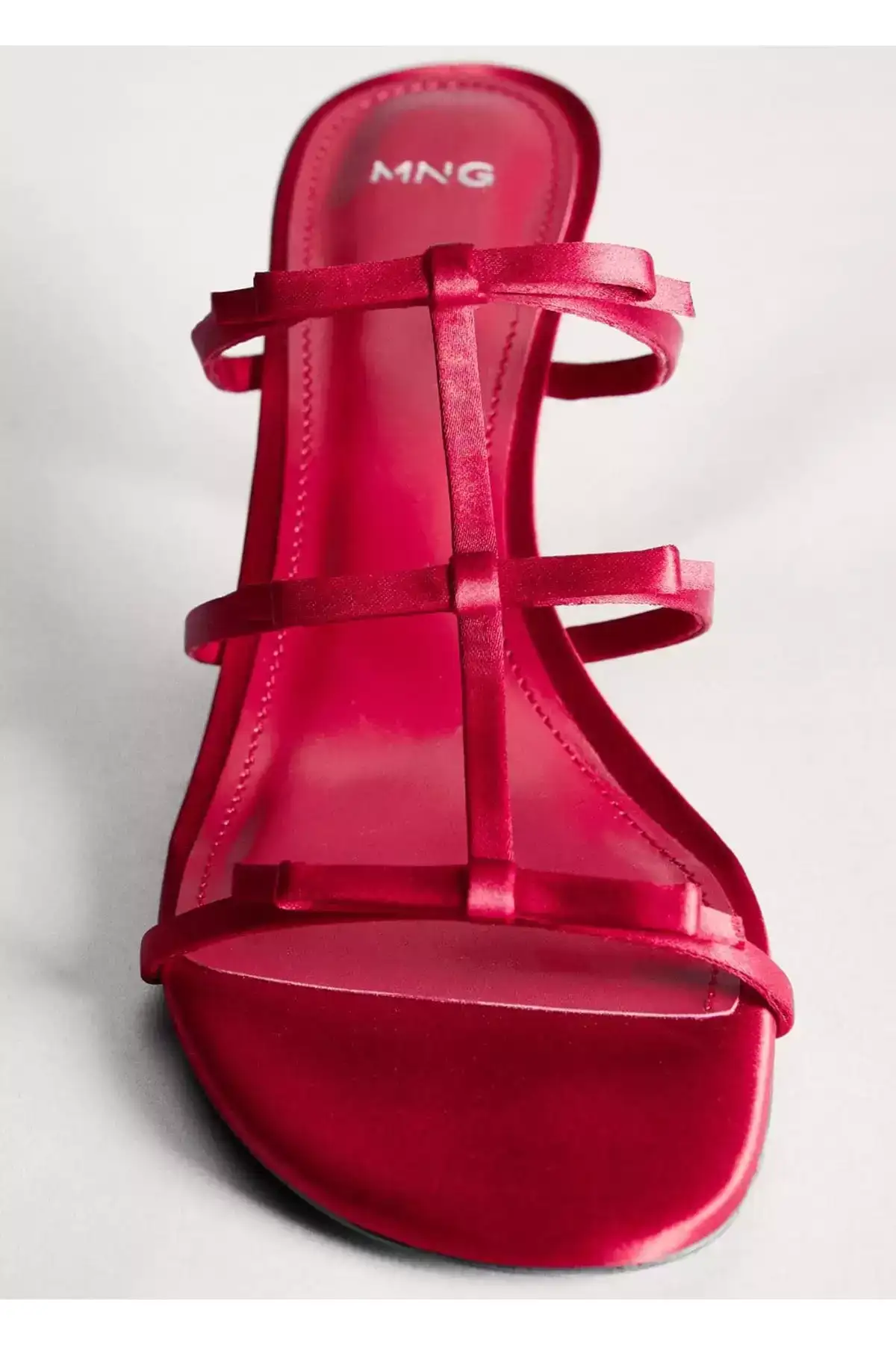 سندل پاشنه بلند با بند و جزئیات گرهای برند MANGO - 917683712