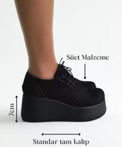 کفش زنانه جلو بسته پاشنه بلند سوئدی مشکی V4215 برند inizio - 984236463