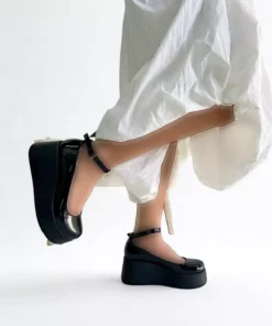 کفش زنانه پاشنه‌بلند مشکی براق مدل V4211 برند inizio - 841343935