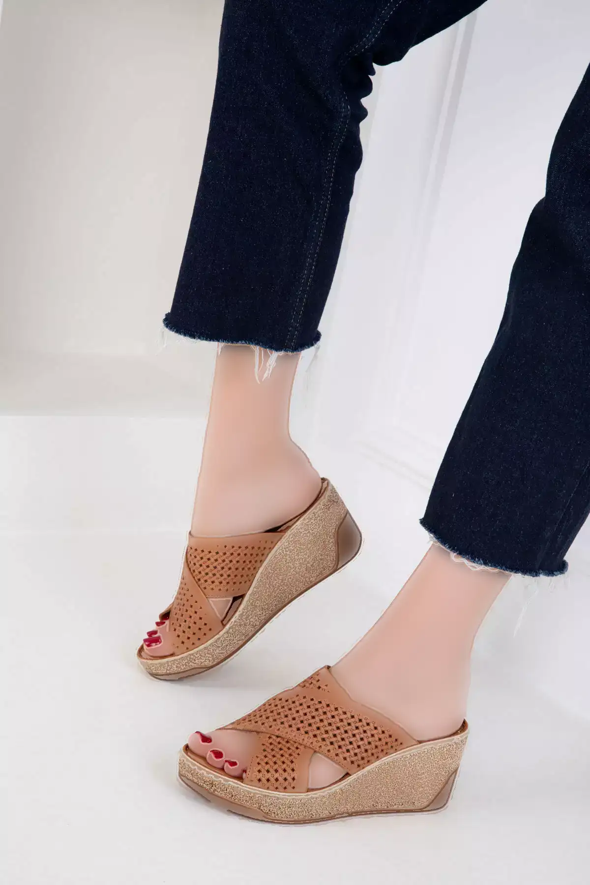 کفش پاشنه بلند زنانه چرم طبیعی تبا 20536 برند SOHO - 925981005