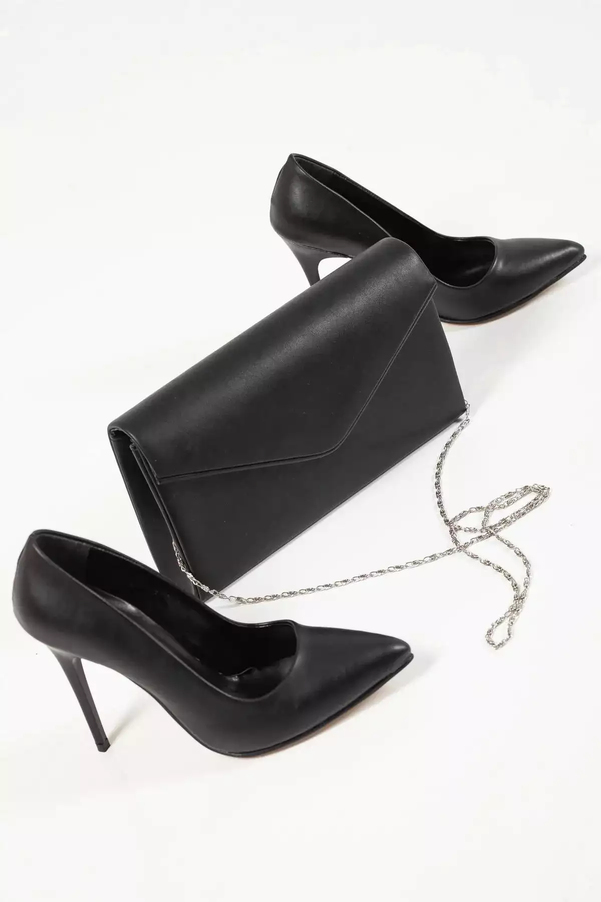 ست کیف و پاشنه بلند باریک زنانه مشکی چرم برند licassia - 768055229