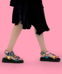 صندل زنانه وگان با کفی ضخیم و چند رنگ - طراحی نقاشی در هماهنگی برند Dogo - 738417124