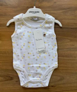 بدنیا بچگانه با طرح بدون آستین و دکمه‌دار برند Pierre Cardin - 882455455