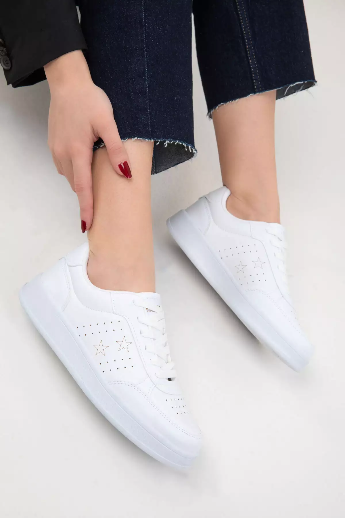 نیم بوت زنانه سفید 20157 برند SOHO - 885950335