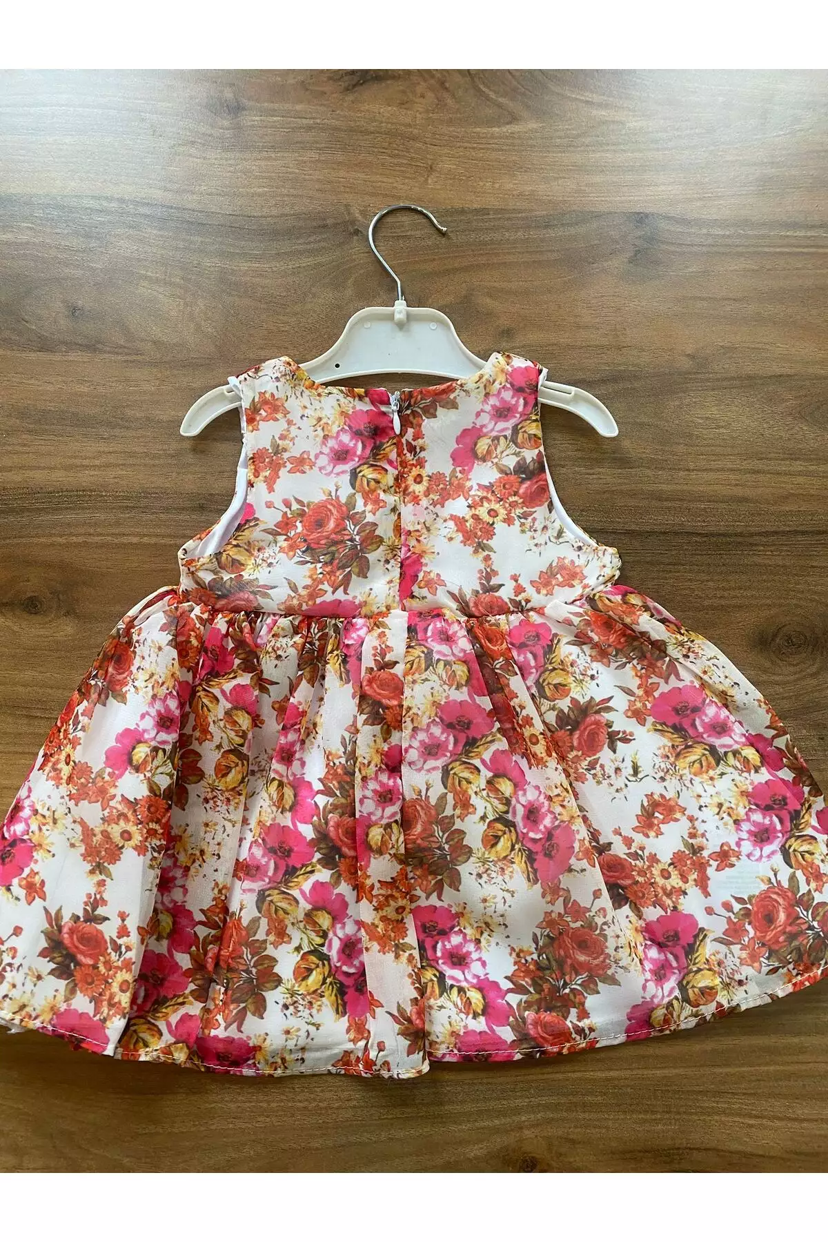 پیراهن دخترانه ی شسته و رفته با آستین بدون آستین و طراحی پارچهای برند Pierre Cardin - 898131342