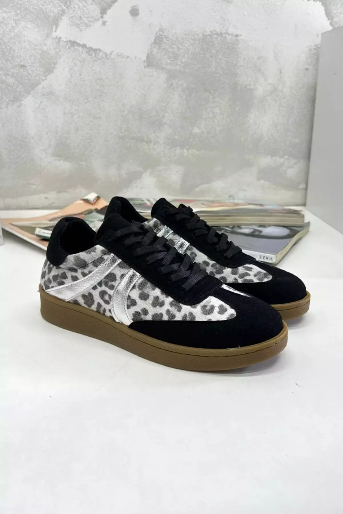 کفش ورزشی زنانه زبرا مشکی DS066 برند inizio - 862113595