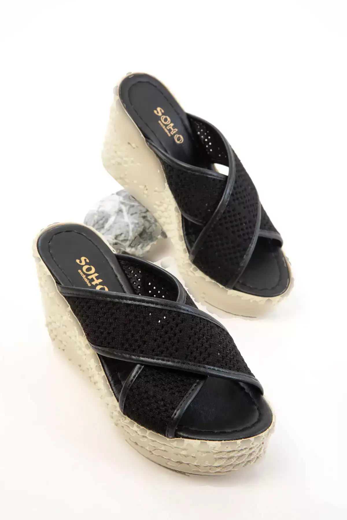 کفش پاشنه بلند زنانه مشکی ۲۰۶۷۰ برند SOHO - 939076654