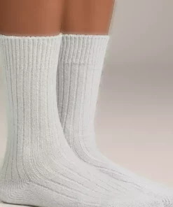 2 جفت جوراب کلاسیک ریز بافت برند Oysho - 1044957957