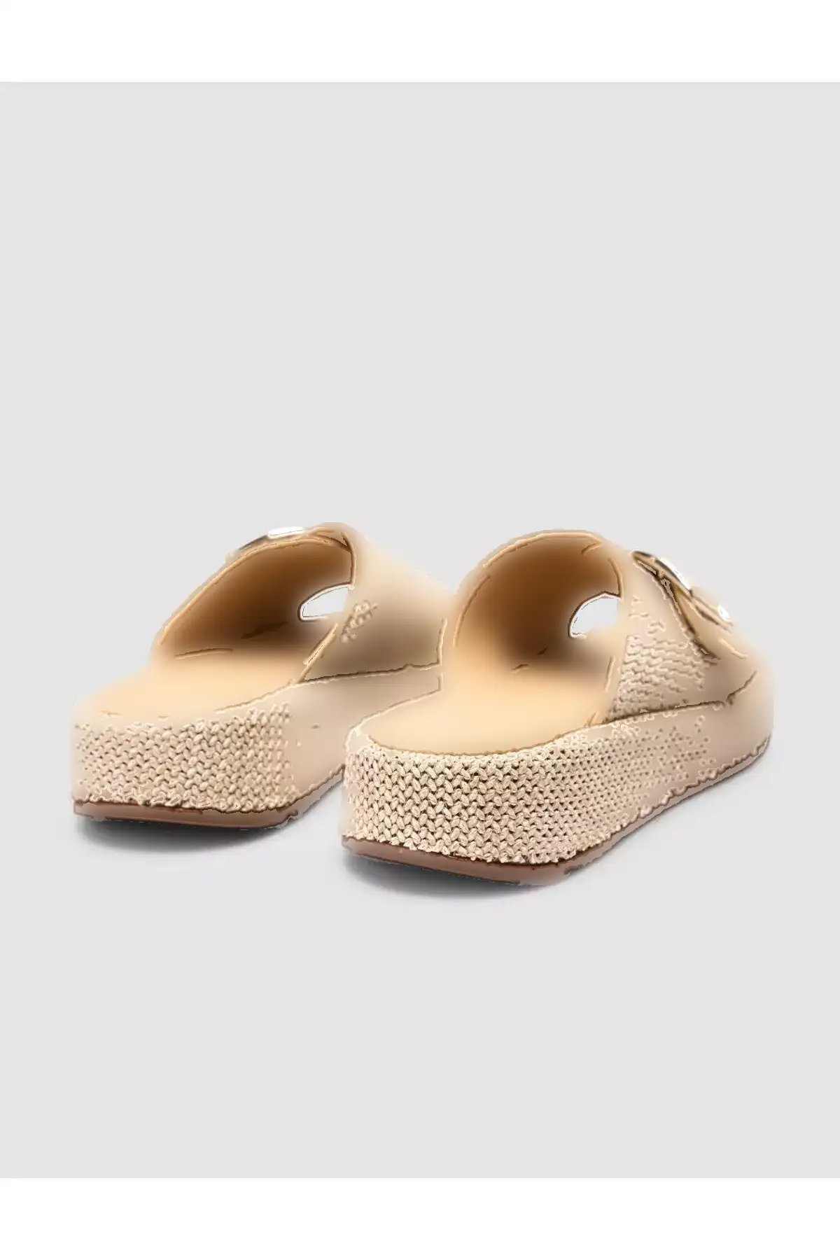 دمپایی زنانه به رنگ کرم با جزئیات حصیری برند Cabani - 933176197