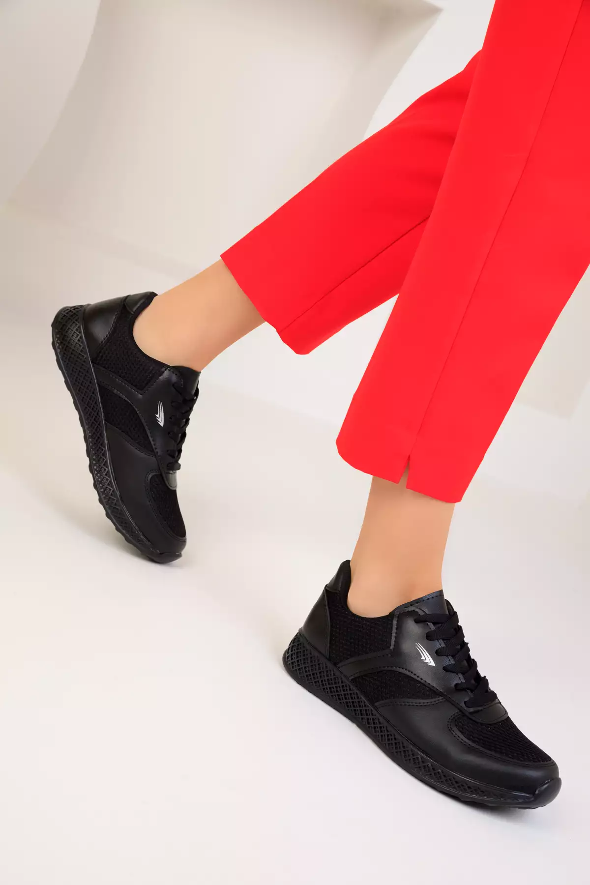 کفش ورزشی زنانه سیاه-سیاه 17166 برند SOHO - 266876341