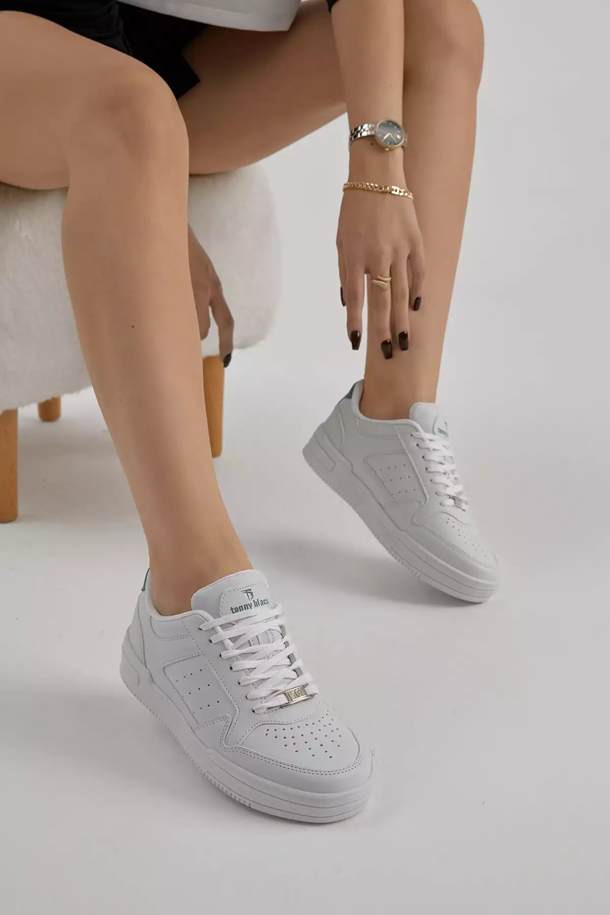 کفش ورزشی روزمره با بند و کفی ترمو به رنگ سفید و سبز برند Tonny Black - 1031008687