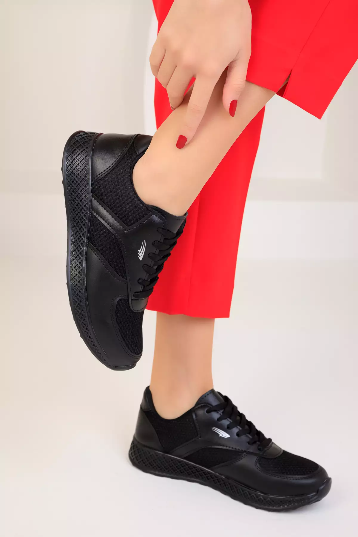 کفش ورزشی زنانه سیاه-سیاه 17166 برند SOHO - 266876341