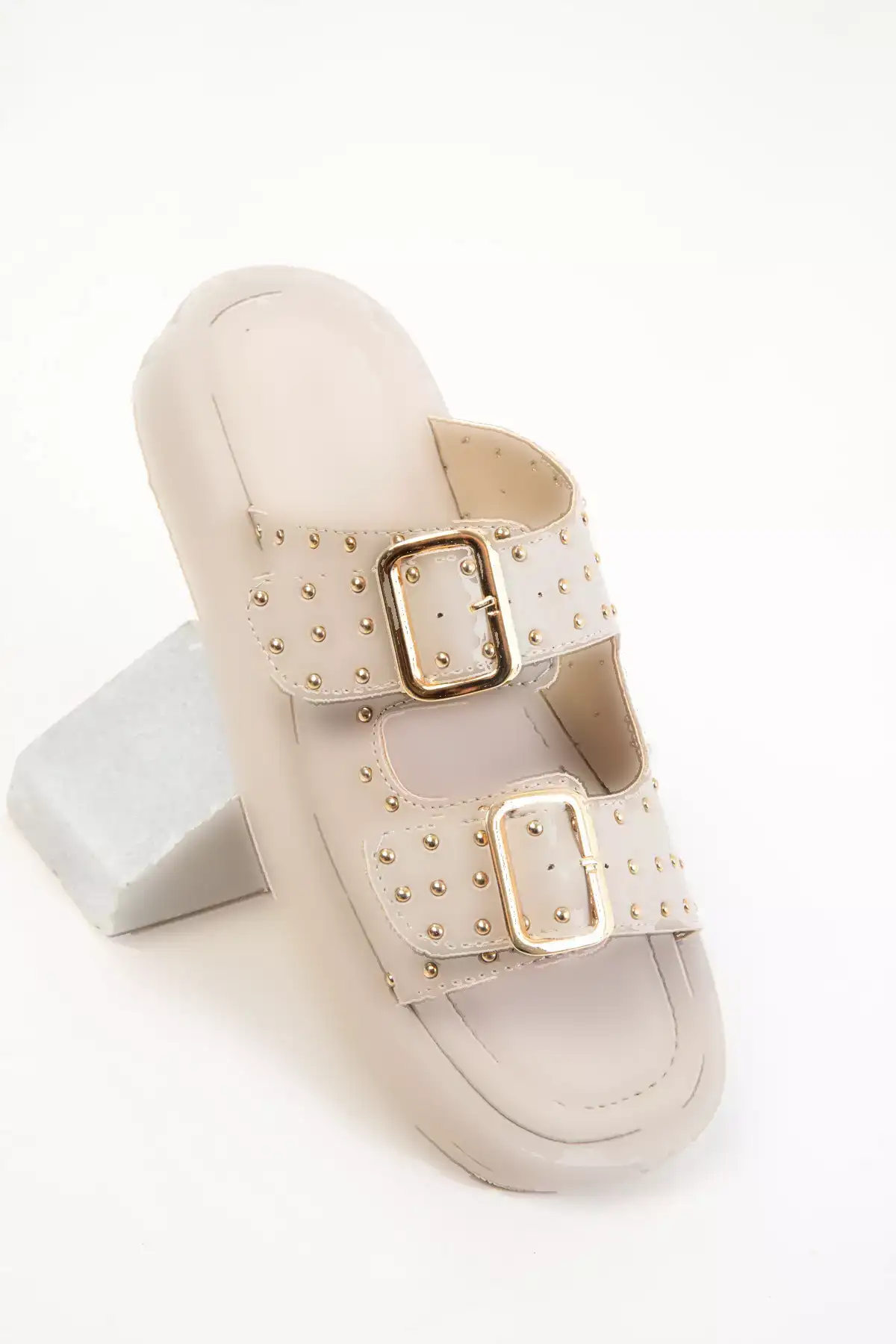 دمپایی زنانه بژ کد 20620 برند SOHO - 932978520