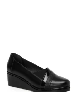 165004.Z5PR کفش پاشنه بلند زنانه مشکی برند Polaris - 967917113