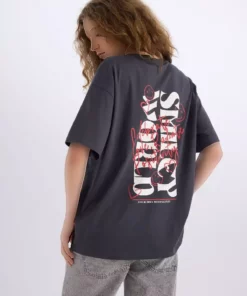 تی‌شirt کوتاه آستین، گشاد و سایز بزرگ با یقه گرد و طرح چاپی در قسمت پشت از برند Smileyworld مدل D9139ax25sm برند Defacto - 894314905