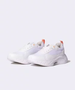 کفش ورزشی چرم مصنوعی با کفی دندانه‌دار و بنددار زنانه مدل B9727axns برند Defacto - 796295134