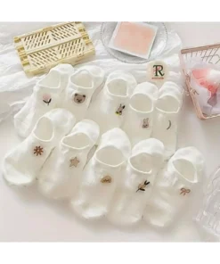 کفش زنانه 10 جفتی با طرح گل و حیوانات و جوراب نامرئی فصلی شکر سفید برند trampler - 817608796